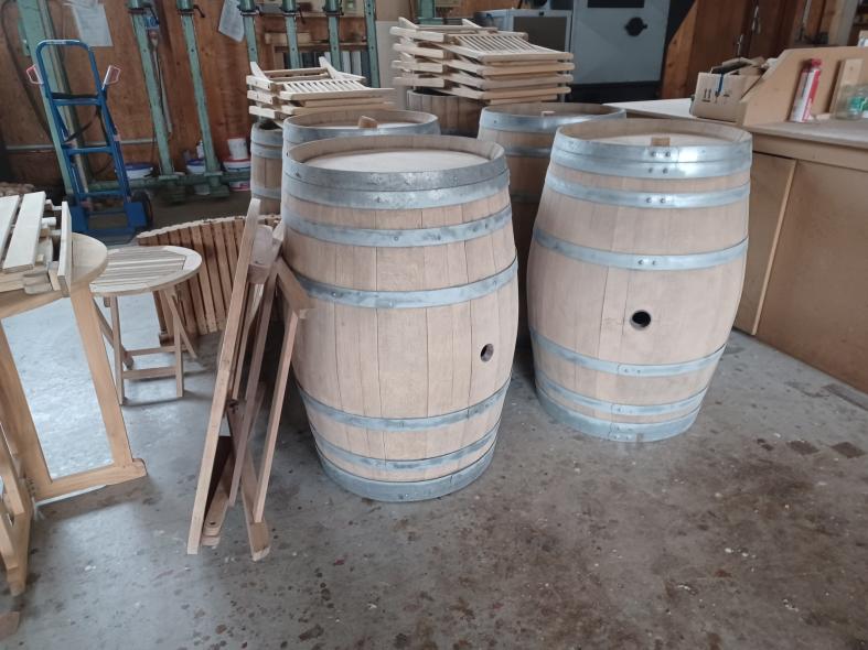 Sandgestrahlte Fässer