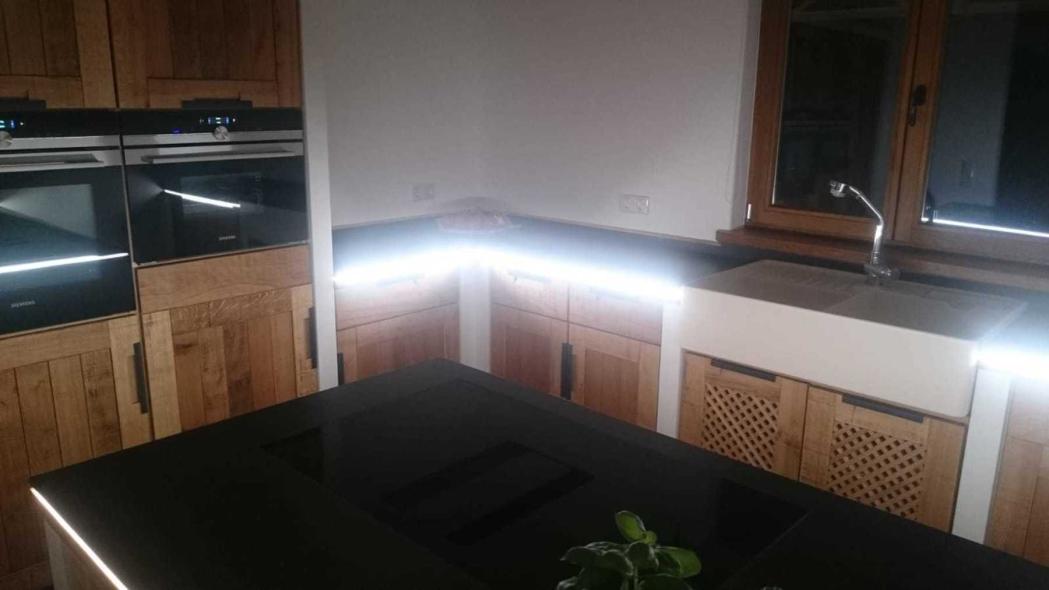 Leuchtband Arbeitsplatte